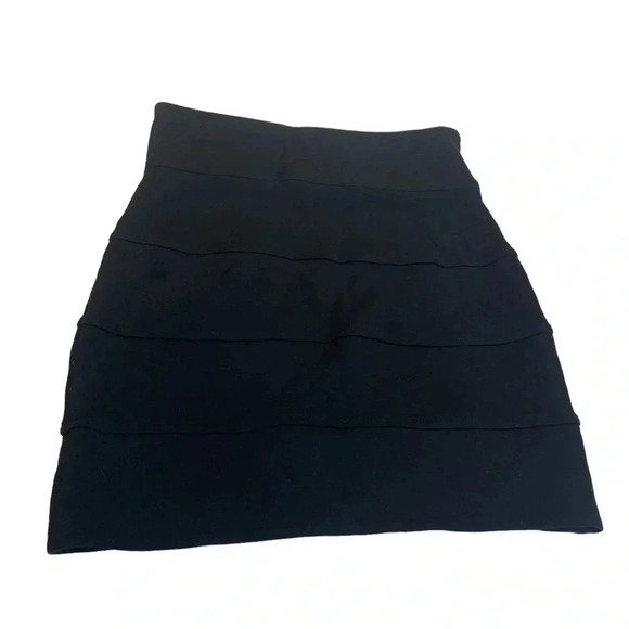 Aritzia Talula Gina Bandage Skirt Black Size 6 - Picture 4 of 6